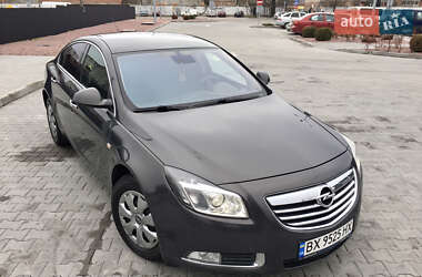 Седан Opel Insignia 2013 в Хмельницком