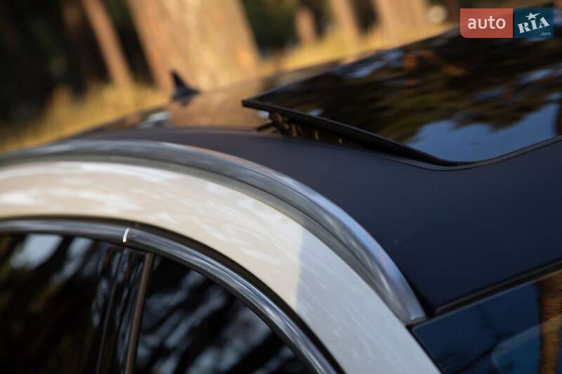 Універсал Opel Insignia 2010 в Охтирці