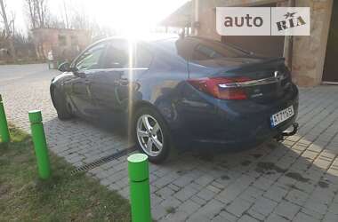 Седан Opel Insignia 2014 в Надворной