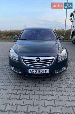 Универсал Opel Insignia 2011 в 