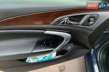 Универсал Opel Insignia 2011 в 
