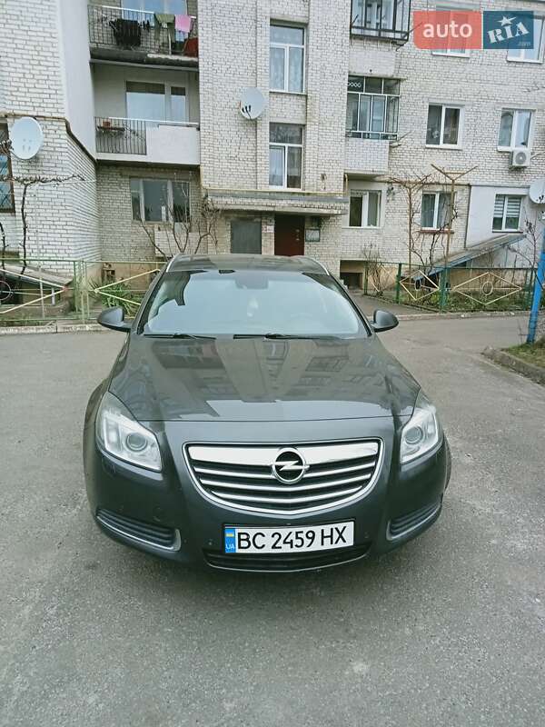 Універсал Opel Insignia 2010 в Львові