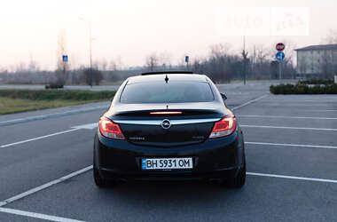Седан Opel Insignia 2012 в Одесі