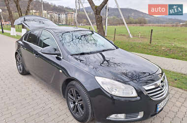 Лифтбек Opel Insignia 2012 в 
