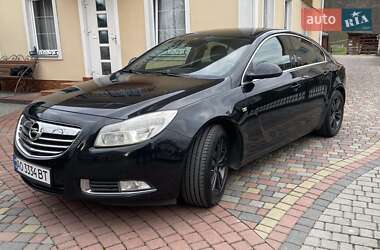 Лифтбек Opel Insignia 2012 в 