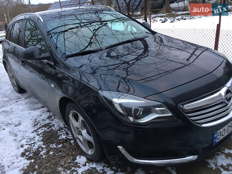 Универсал Opel Insignia 2014 в Тернополе