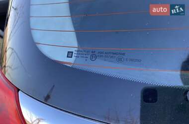 Универсал Opel Insignia 2012 в 