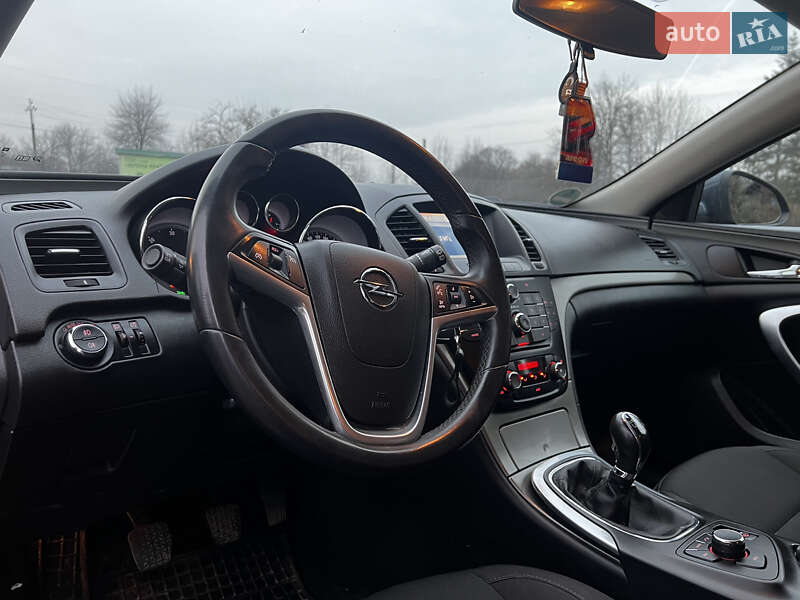 Універсал Opel Insignia 2009 в Гайсину