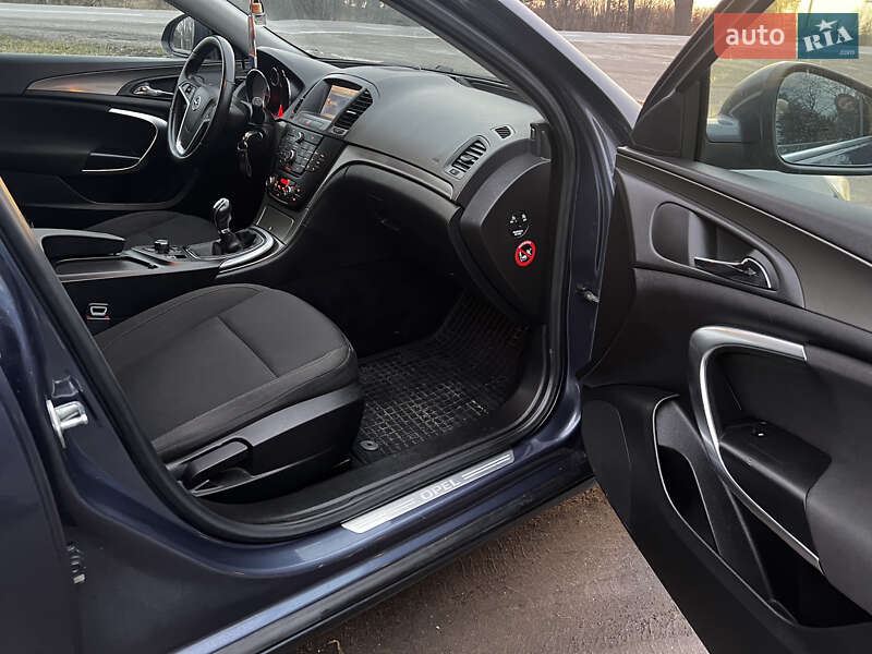 Універсал Opel Insignia 2009 в Гайсину
