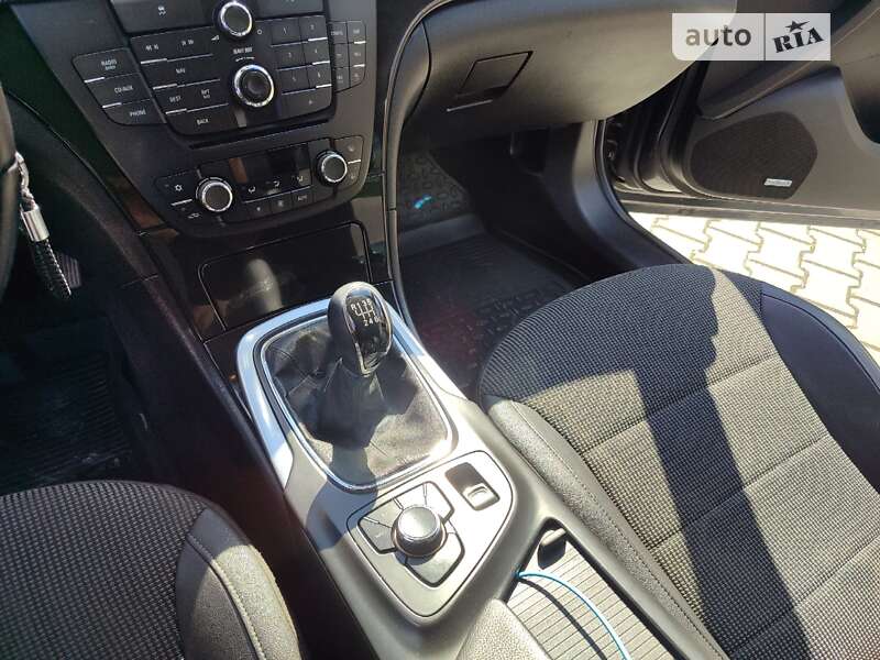 Универсал Opel Insignia 2012 в Залещиках