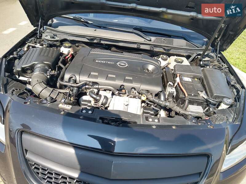Универсал Opel Insignia 2013 в Ивановке
