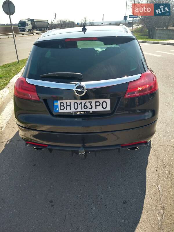 Универсал Opel Insignia 2013 в Ивановке