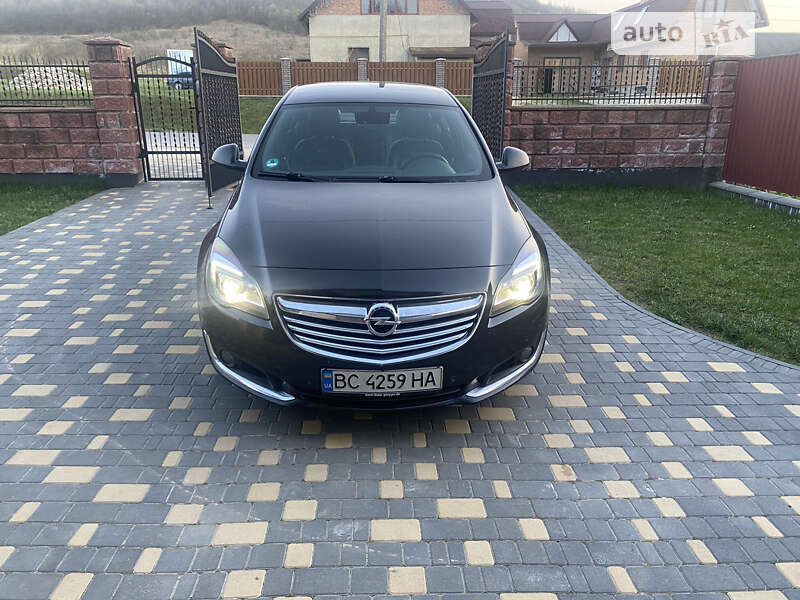 Лифтбек Opel Insignia 2014 в Золочеве