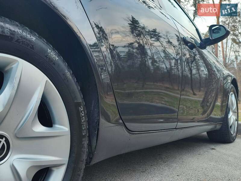 Универсал Opel Insignia 2010 в Черкассах