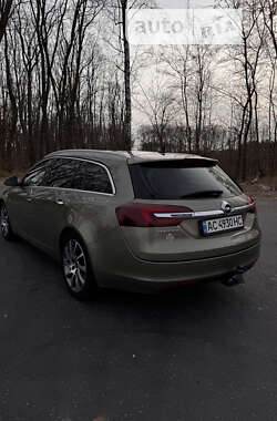 Универсал Opel Insignia 2013 в Старой Выжевке