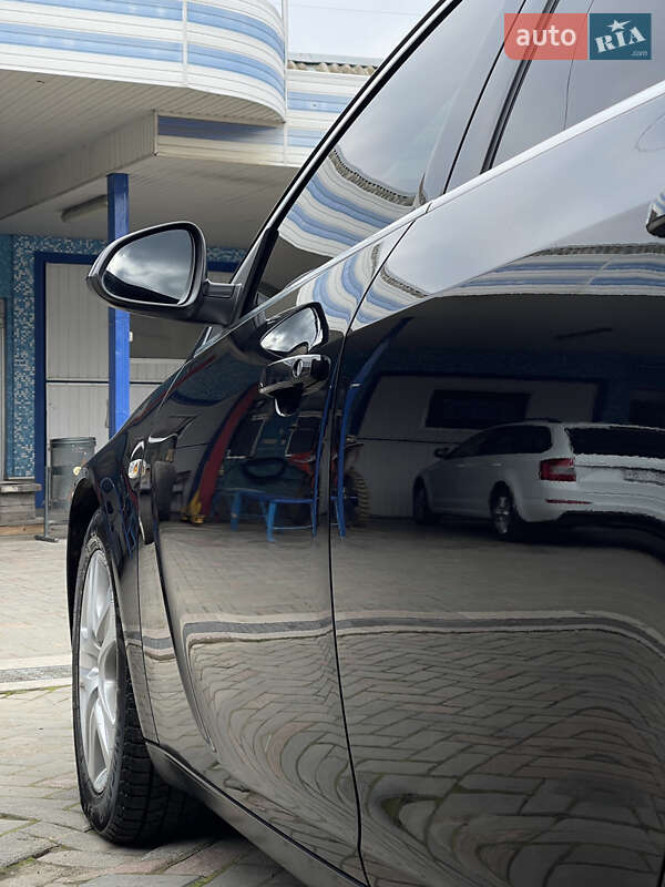 Універсал Opel Insignia 2013 в Мукачевому