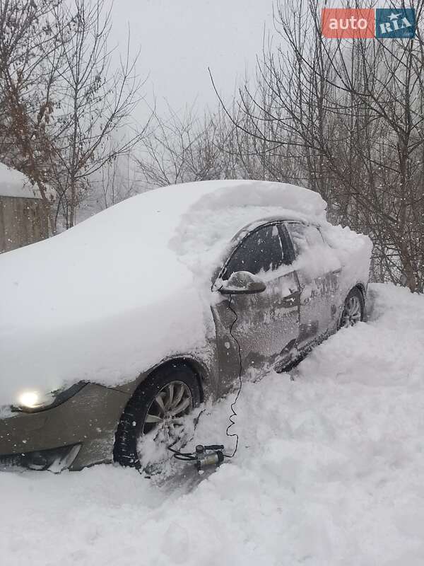 Седан Opel Insignia 2015 в Києві