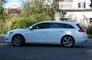 Универсал Opel Insignia 2012 в Сарнах