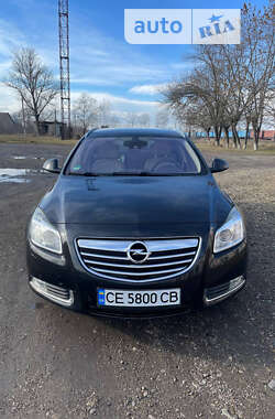 Універсал Opel Insignia 2010 в Чернівцях