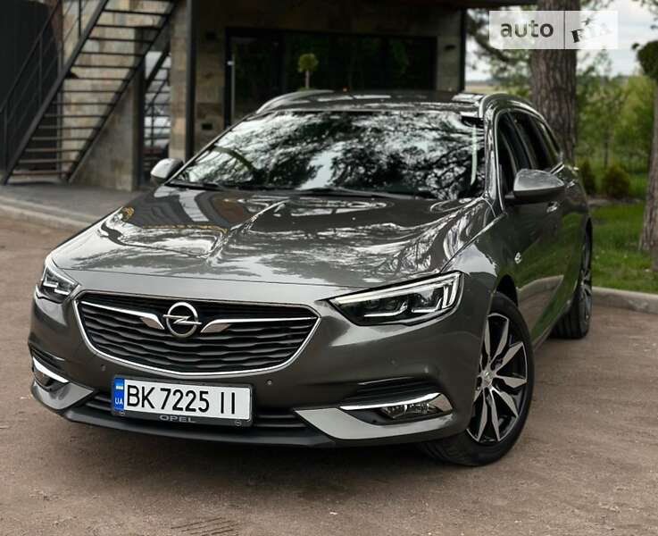 Универсал Opel Insignia 2017 в Дубно