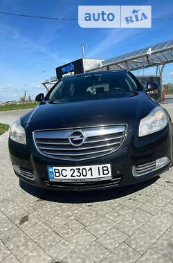 Універсал Opel Insignia 2012 в Буську