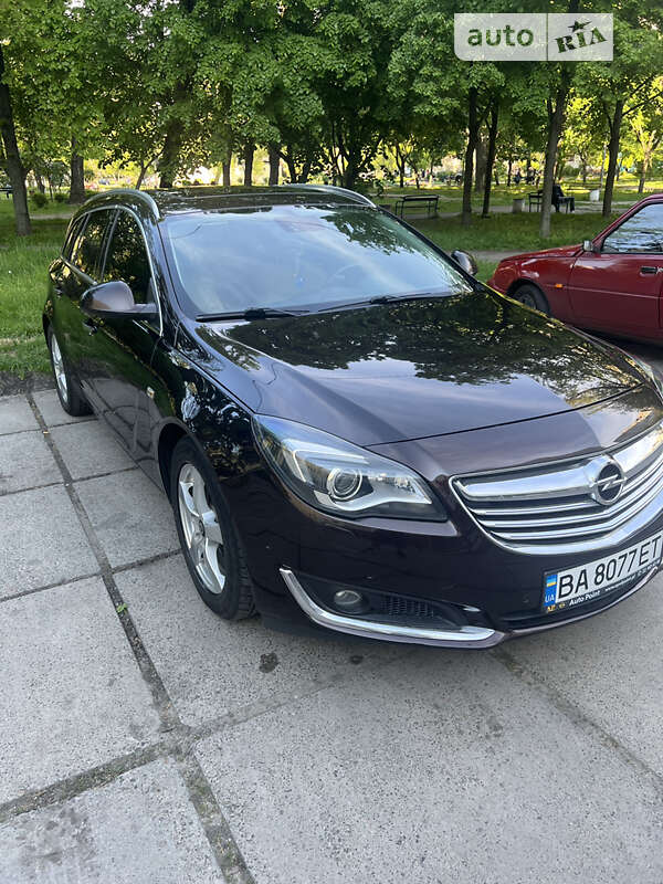 Універсал Opel Insignia 2014 в Києві