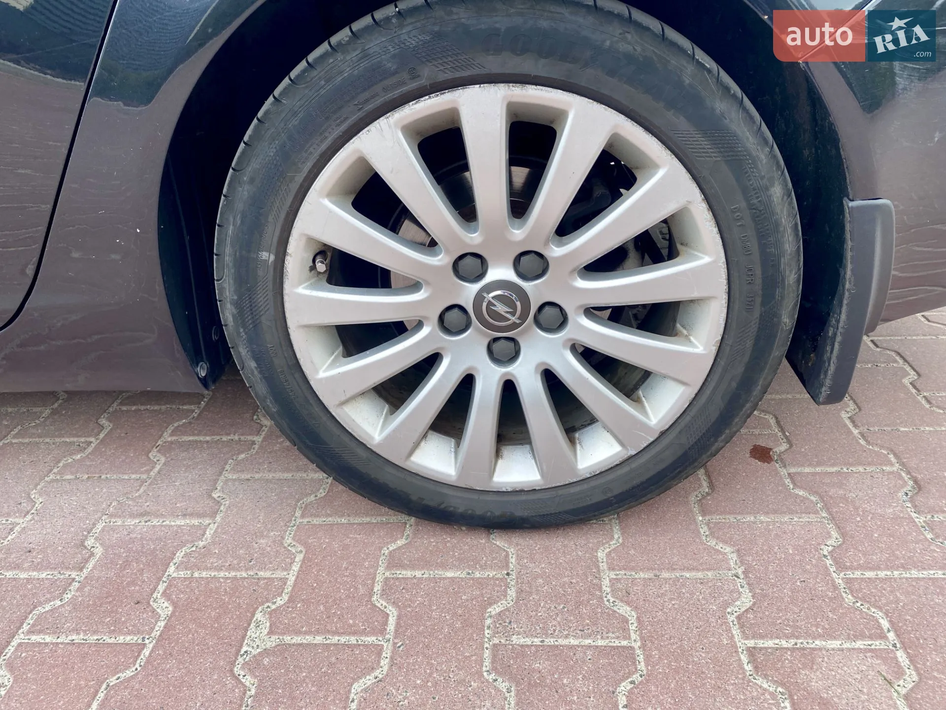2010 Opel Insignia - мініатюра 15