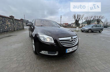 Седан Opel Insignia 2012 в Камне-Каширском