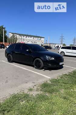 Універсал Opel Insignia 2015 в Харкові