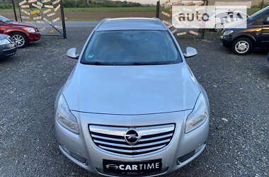 Универсал Opel Insignia 2011 в Хусте