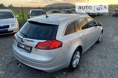 Универсал Opel Insignia 2011 в Хусте