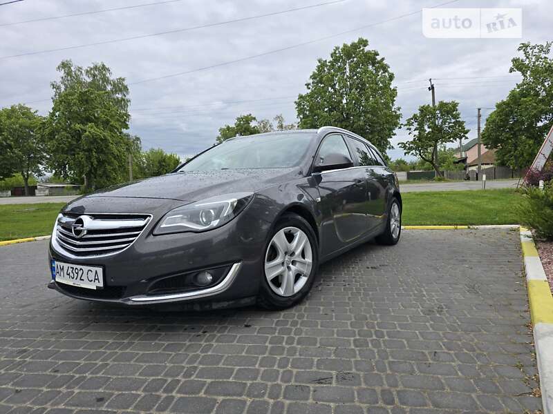 Универсал Opel Insignia 2014 в Коростене