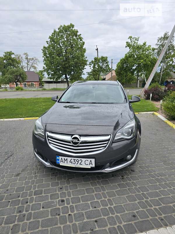 Универсал Opel Insignia 2014 в Коростене