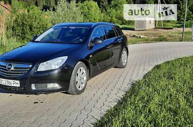 Универсал Opel Insignia 2012 в Дунаевцах