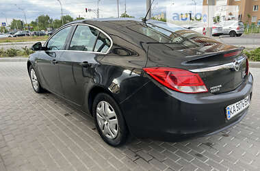 Лифтбек Opel Insignia 2010 в Киеве