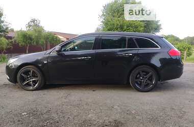 Універсал Opel Insignia 2013 в Богуславі