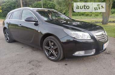 Универсал Opel Insignia 2013 в Богуславе