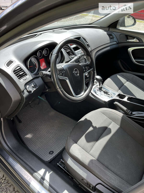 Лифтбек Opel Insignia 2012 в Луцке фото 5 Лифтбек Opel Insignia 2012 в Луцке