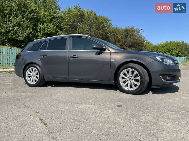 Універсал Opel Insignia 2015 в Лисянці