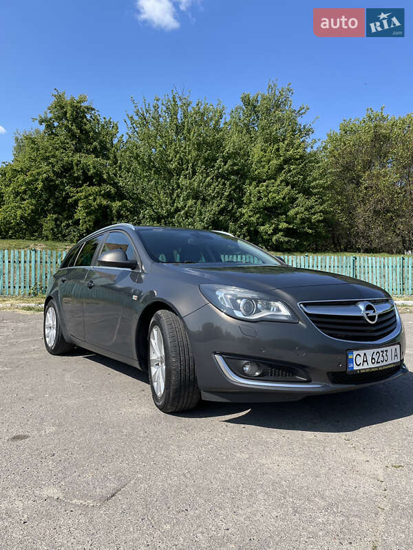 Універсал Opel Insignia 2015 в Лисянці