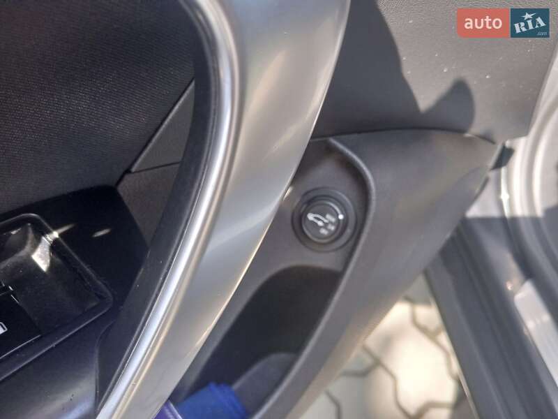 Універсал Opel Insignia 2010 в Ужгороді фото 6 Універсал Opel Insignia 2010 в Ужгороді