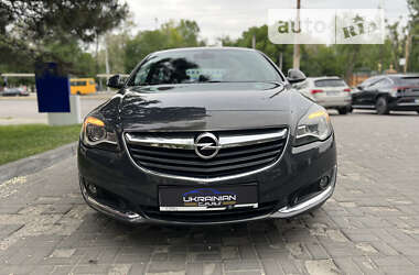 Ліфтбек Opel Insignia 2016 в Дніпрі