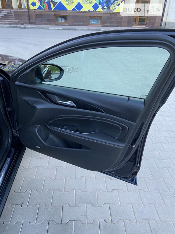 Універсал Opel Insignia 2017 в Теребовлі