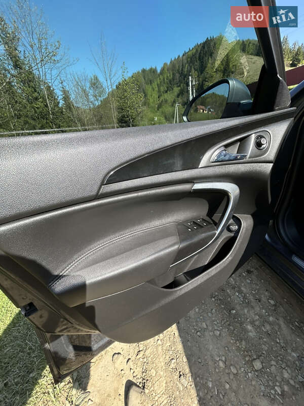 Универсал Opel Insignia 2010 в Косове фото 11 Универсал Opel Insignia 2010 в Косове