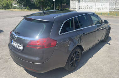 Универсал Opel Insignia 2011 в Киеве