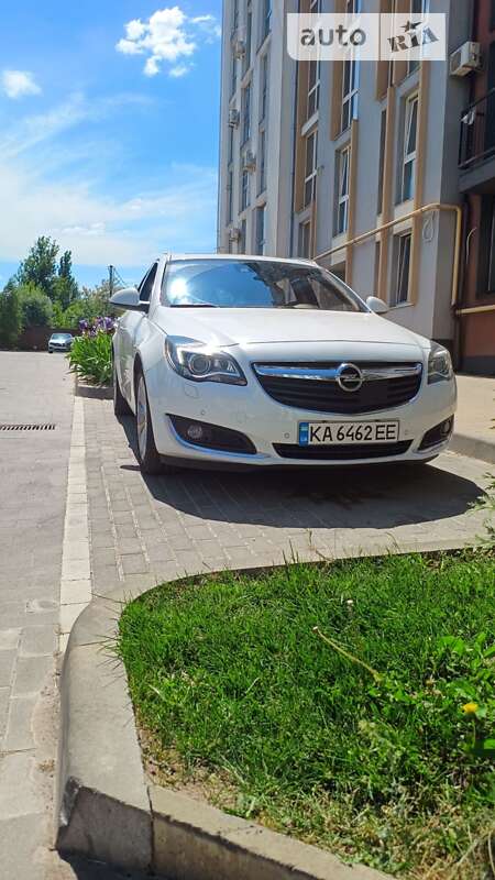 Универсал Opel Insignia 2013 в Киеве