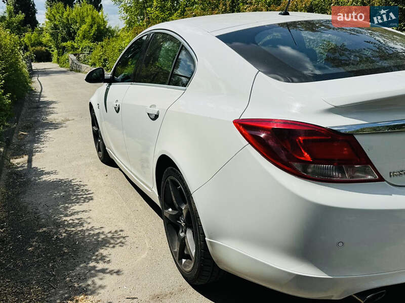 Лифтбек Opel Insignia 2010 в Кропивницком