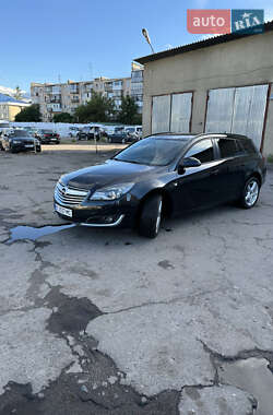 Универсал Opel Insignia 2013 в 