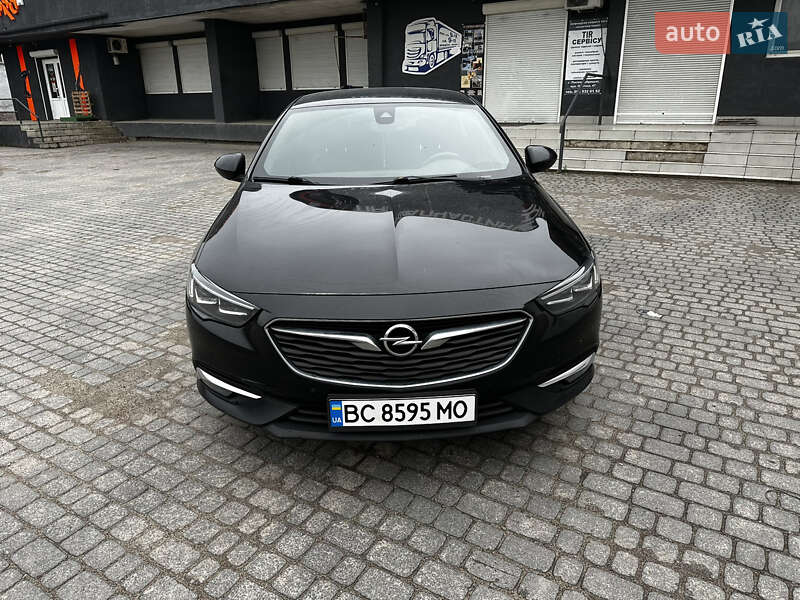 Лифтбек Opel Insignia 2017 в Львове