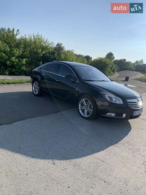 Ліфтбек Opel Insignia 2011 в Нетішині
